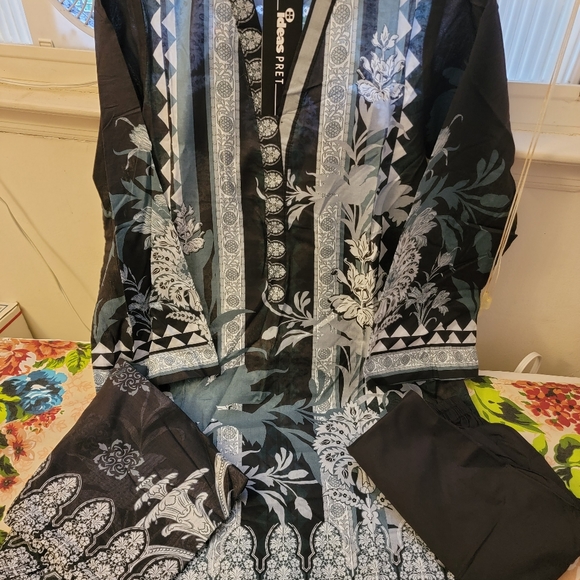 "SALE"GULAHMED IDEAS PRET 3PIECE LAWN SUIT - Picture 5 of 9